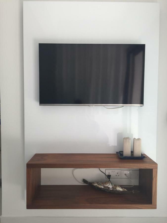 Modern Seaview Beach Studio Limassol Eksteriør billede